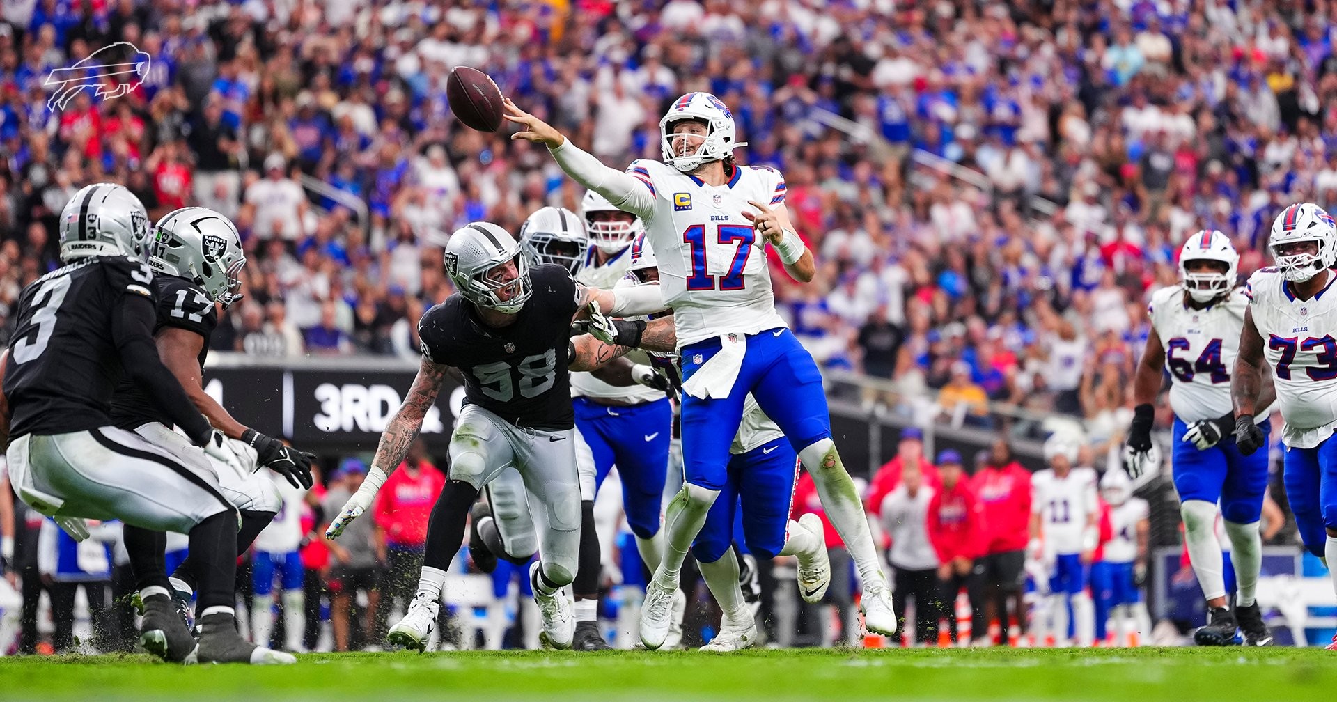 Bills resisten a los Raiders y se imponen 33-30 en un dramático final