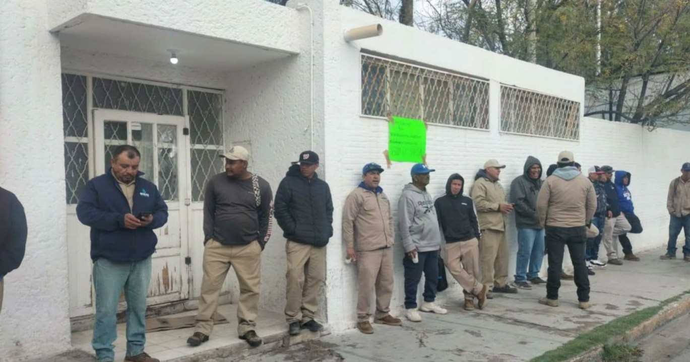 Trabajadores de SIMAS San Pedro protestan por pagos pendientes y falta de condiciones dignas