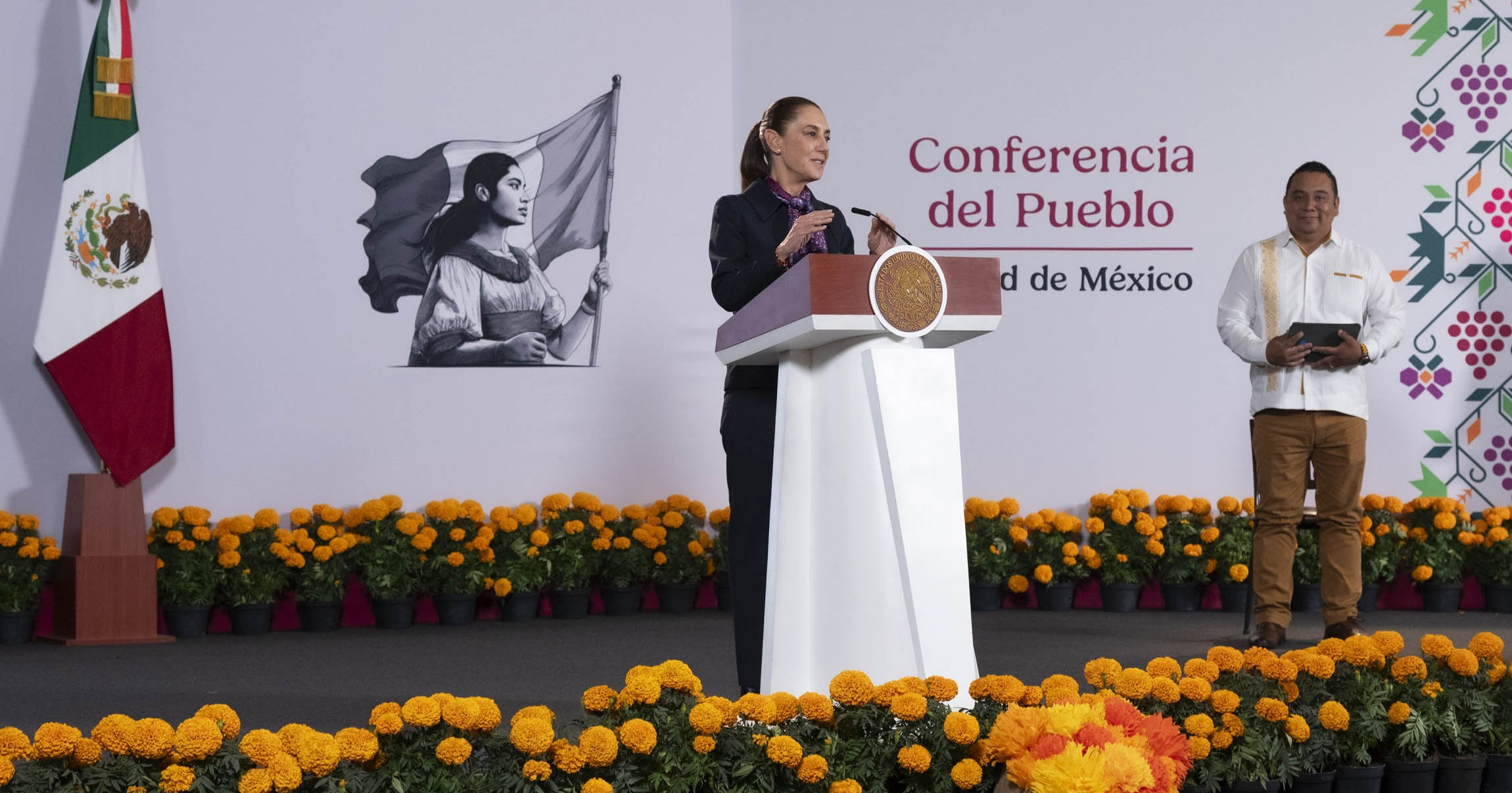 Destaca Sheinbaum el orgullo y la preservación de las tradiciones del Día de Muertos