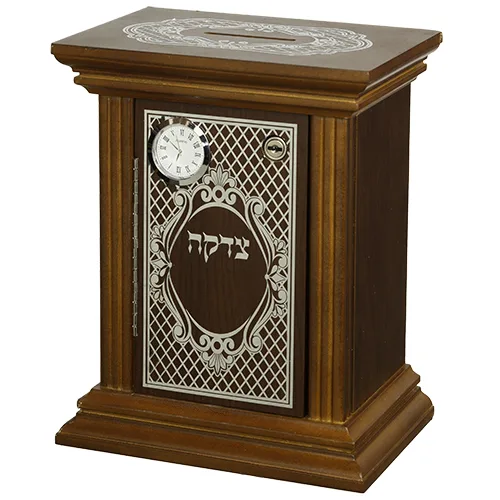 קופת צדקה עץ מהודרת עם מנעול ושעון 22x29 ס"מ