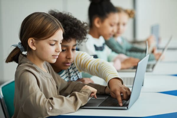 Video Editing & AI for Kids