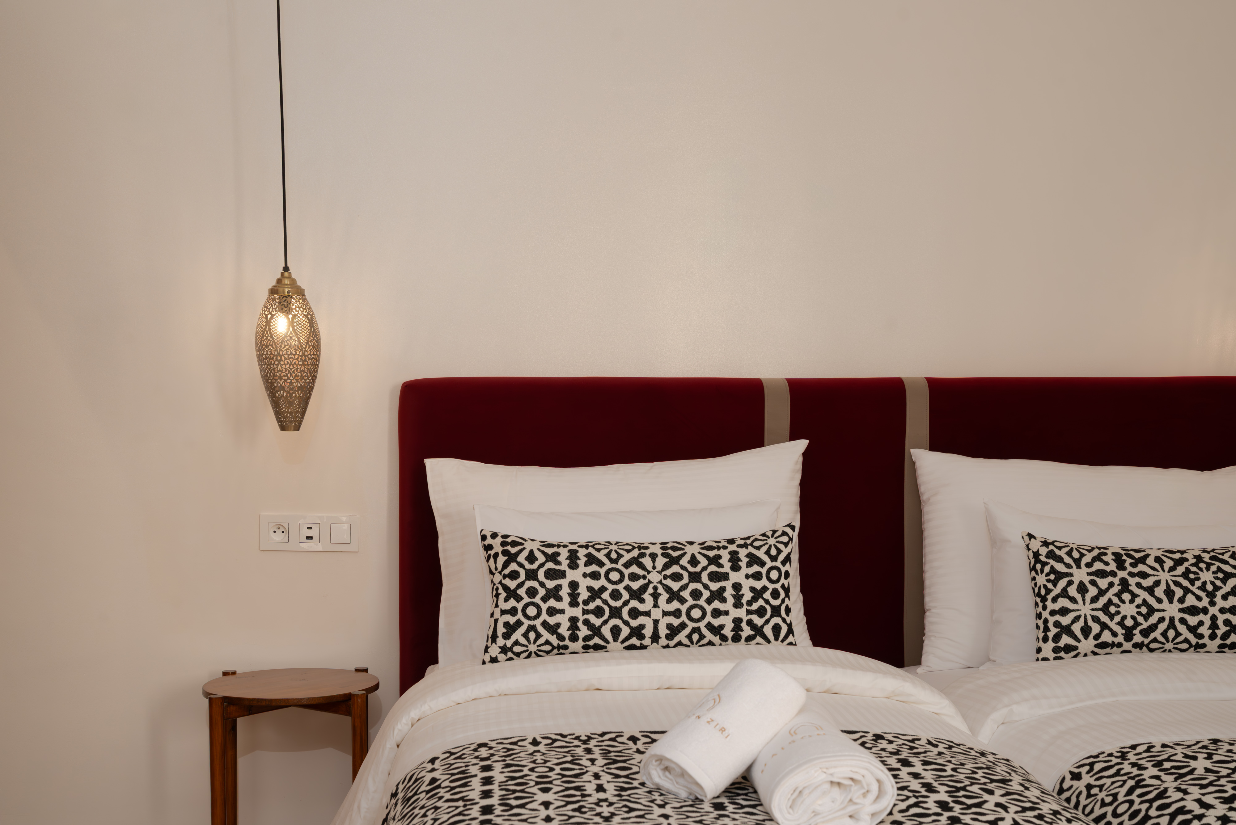 Deluxe Twin Tilila bedroom