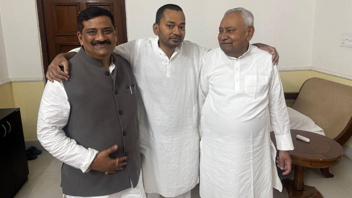 जेडीयू की कमान फिर नीतीश कुमार के हाथ, निशांत कुमार को बताया पार्टी का भविष्य - Media 1