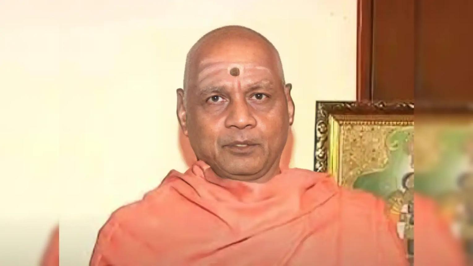 राम मंदिर चढ़ावा विवाद: ट्रस्ट के कोषाध्यक्ष गोविंद गिरी ने दी सफाई, निष्पक्ष जांच की मांग - Media 1