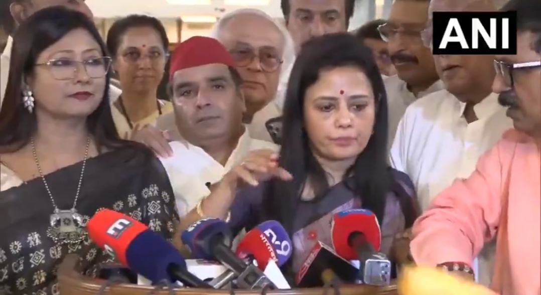 सर्वदलीय बैठक से विपक्ष का वॉकआउट, महुआ मोइत्रा ने सरकार पर उठाए सवाल - Media 1