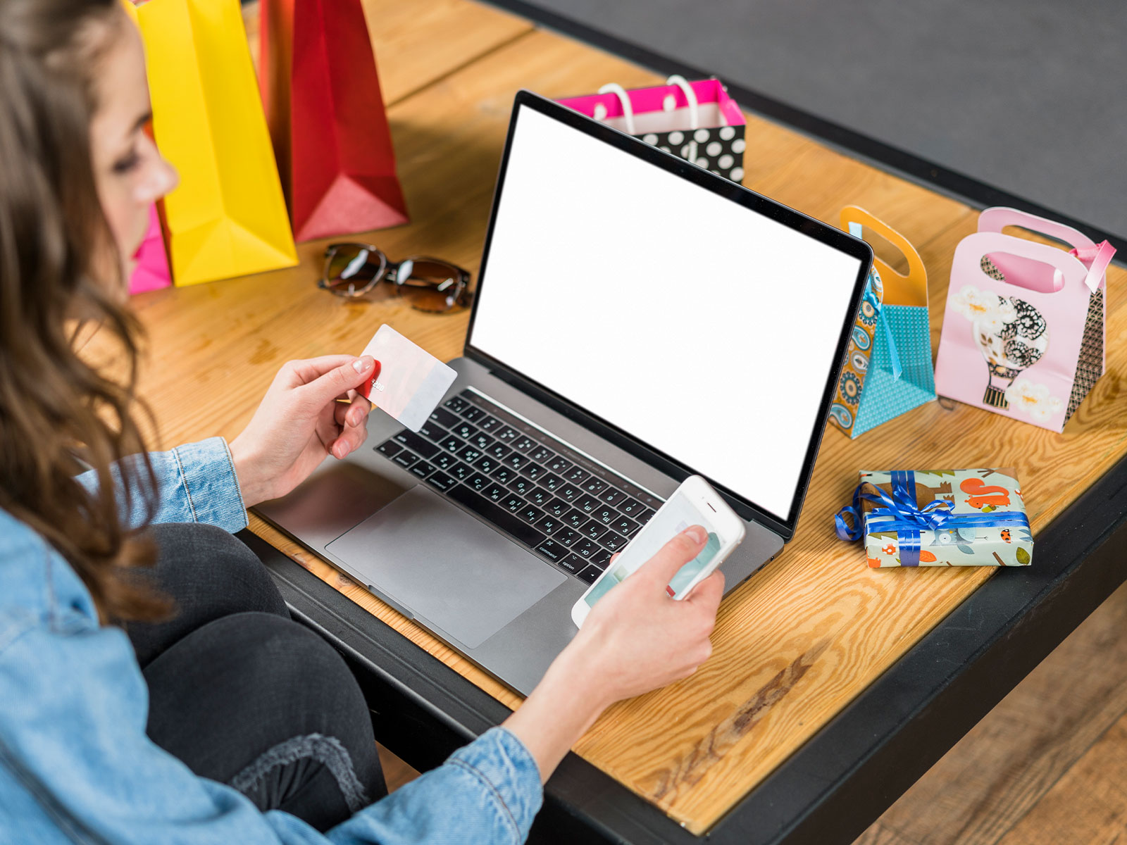 How To Start an Online Store With Shopify