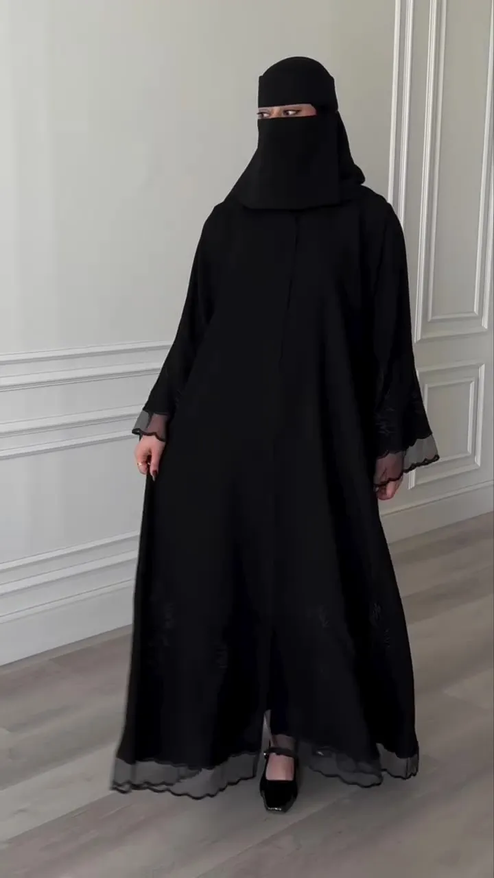 LUXURY CLASSIC BLACK ABAYA WITH EMBROIDERED ORGANZA TRIM A11