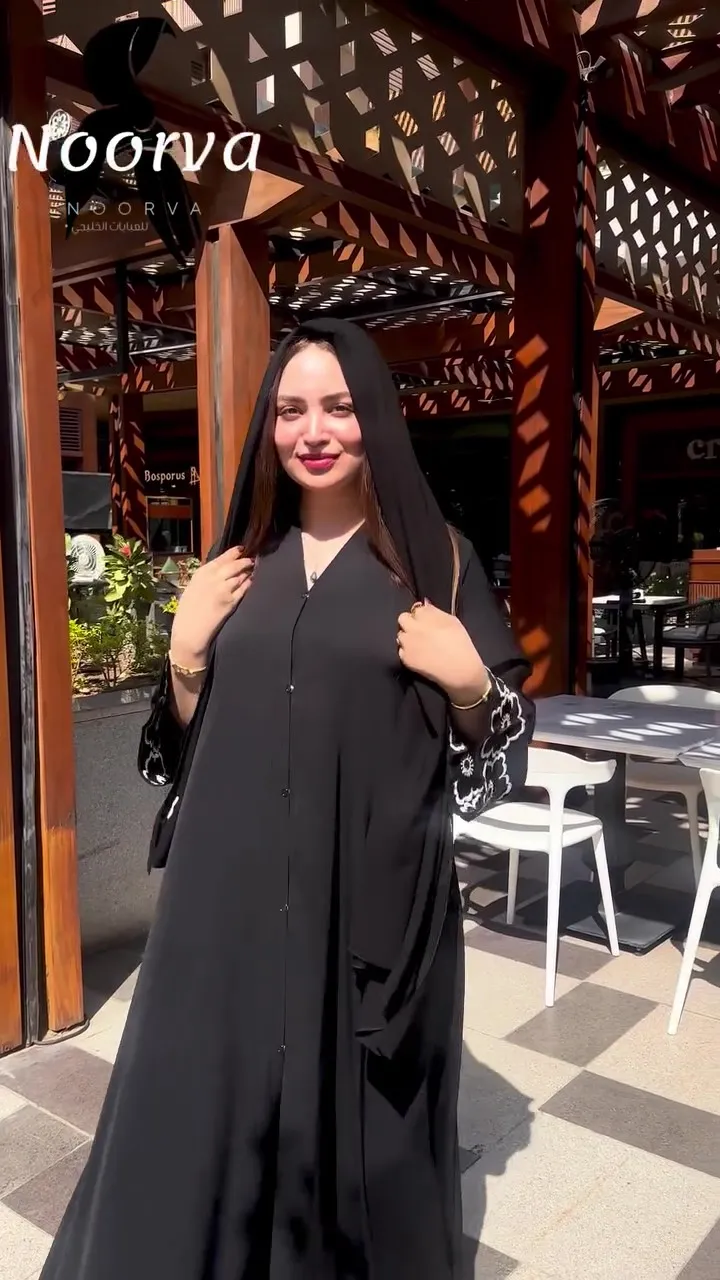 Nodrva Abaya – With a Touch of White Blossom 🤍🌸