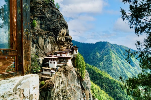 Himalayan Environment and Society in Transition