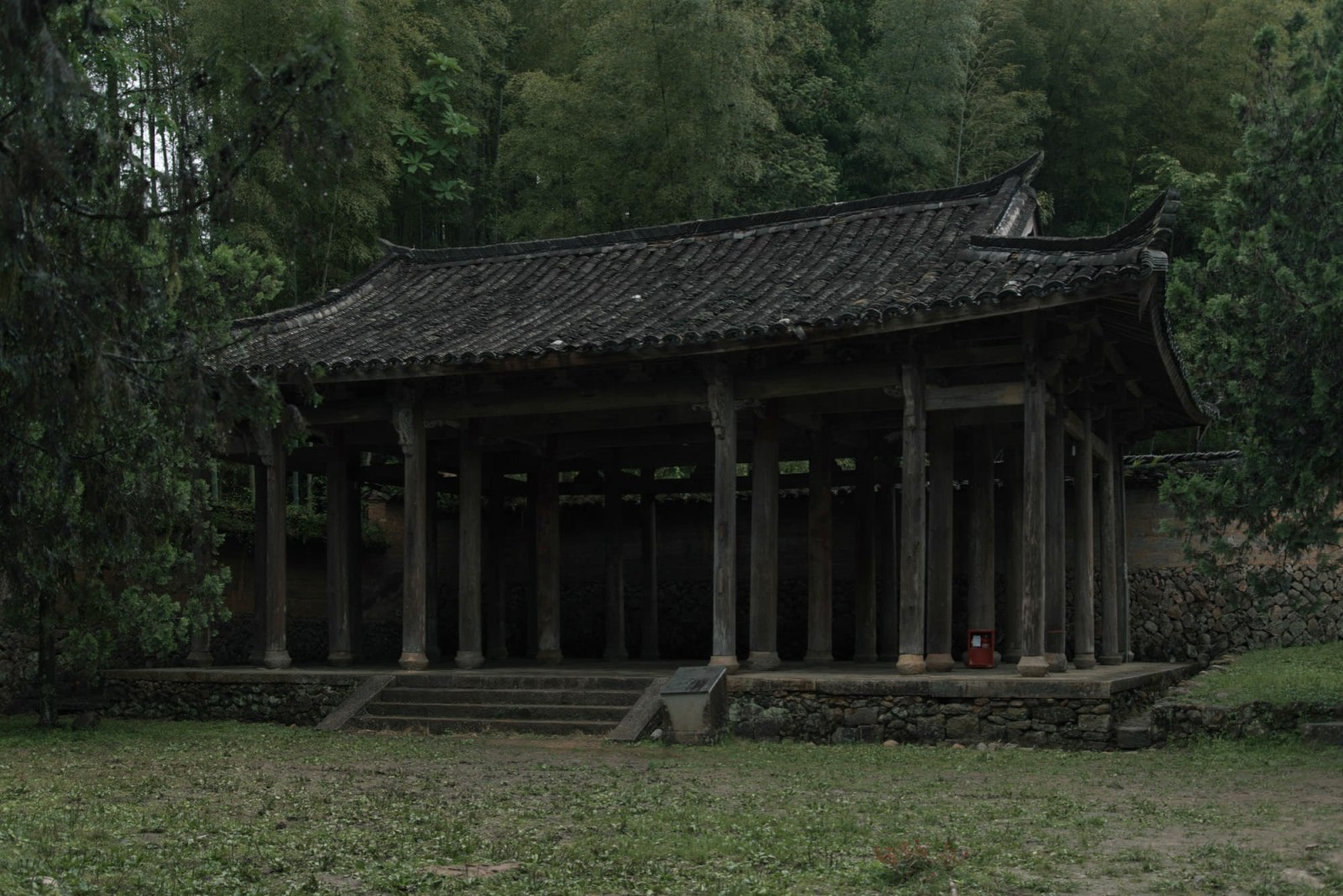 Shisi Temple - Image 6