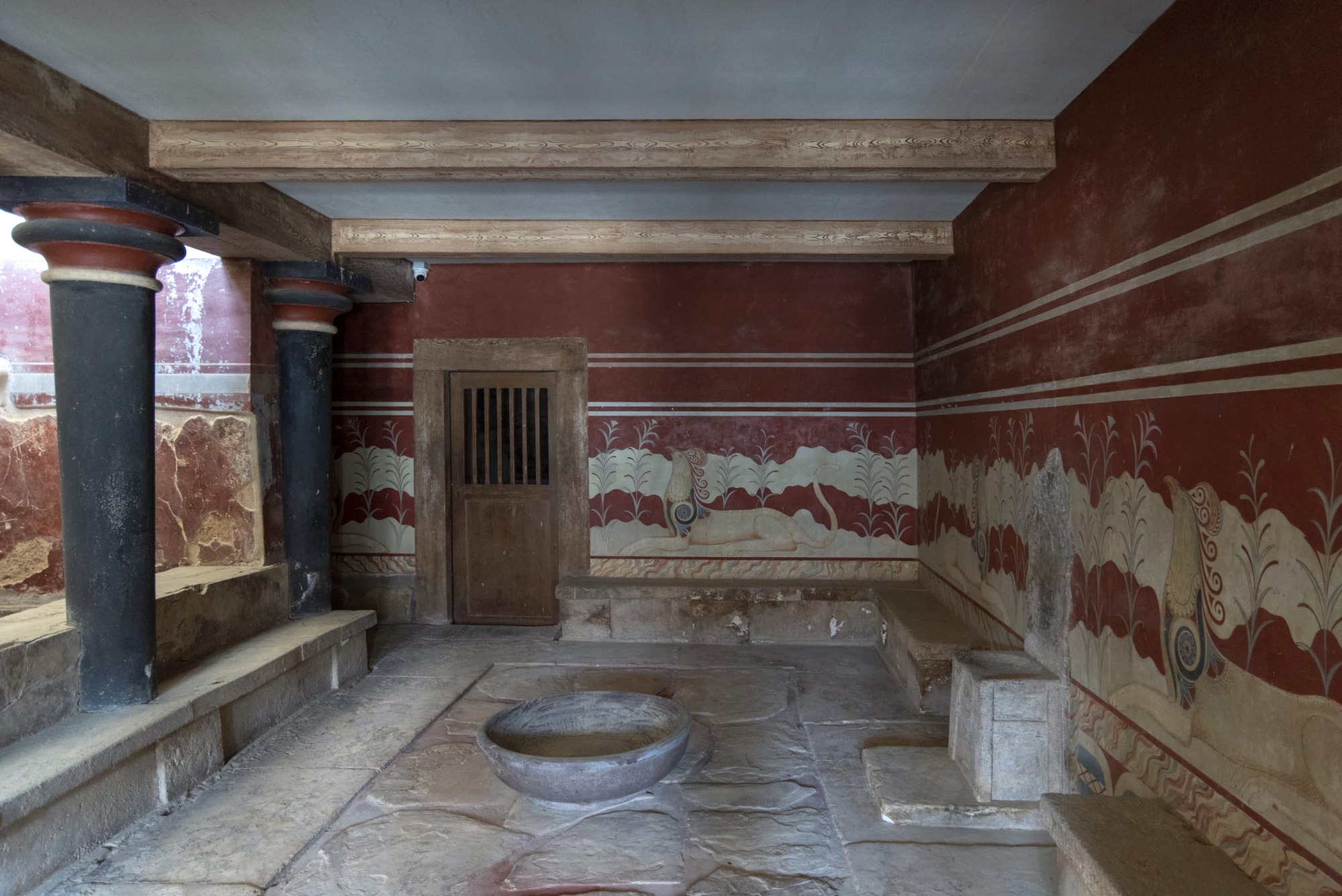 Crete: Minoan Architectural Legacy - Image 2