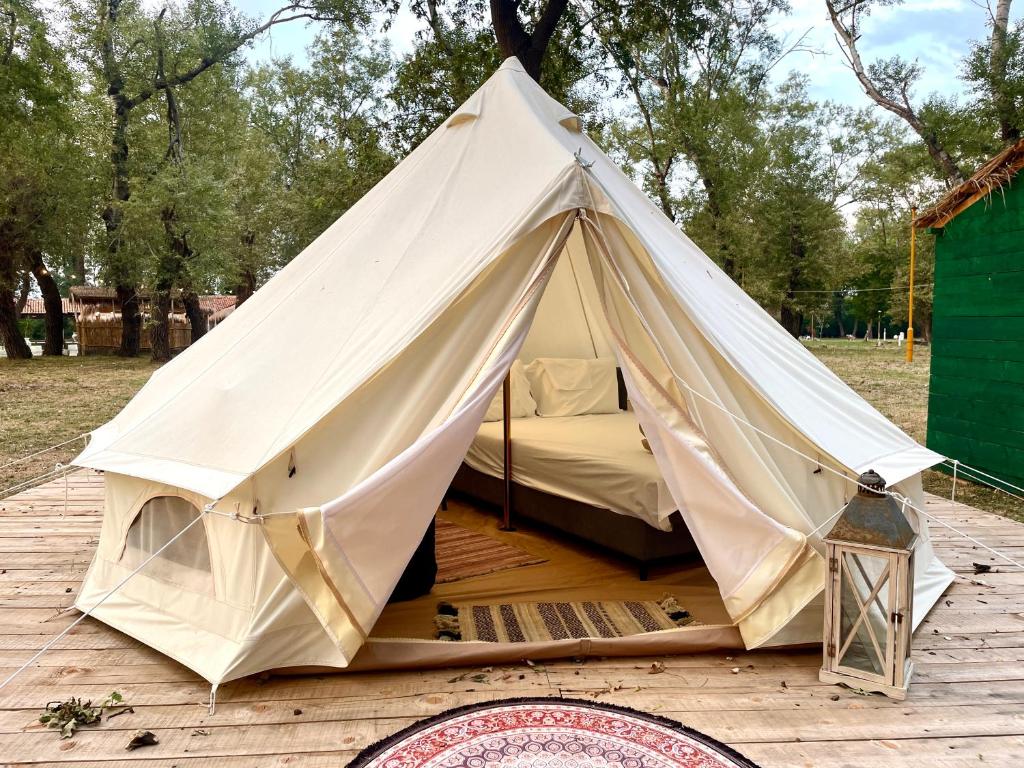 Glamping interior
