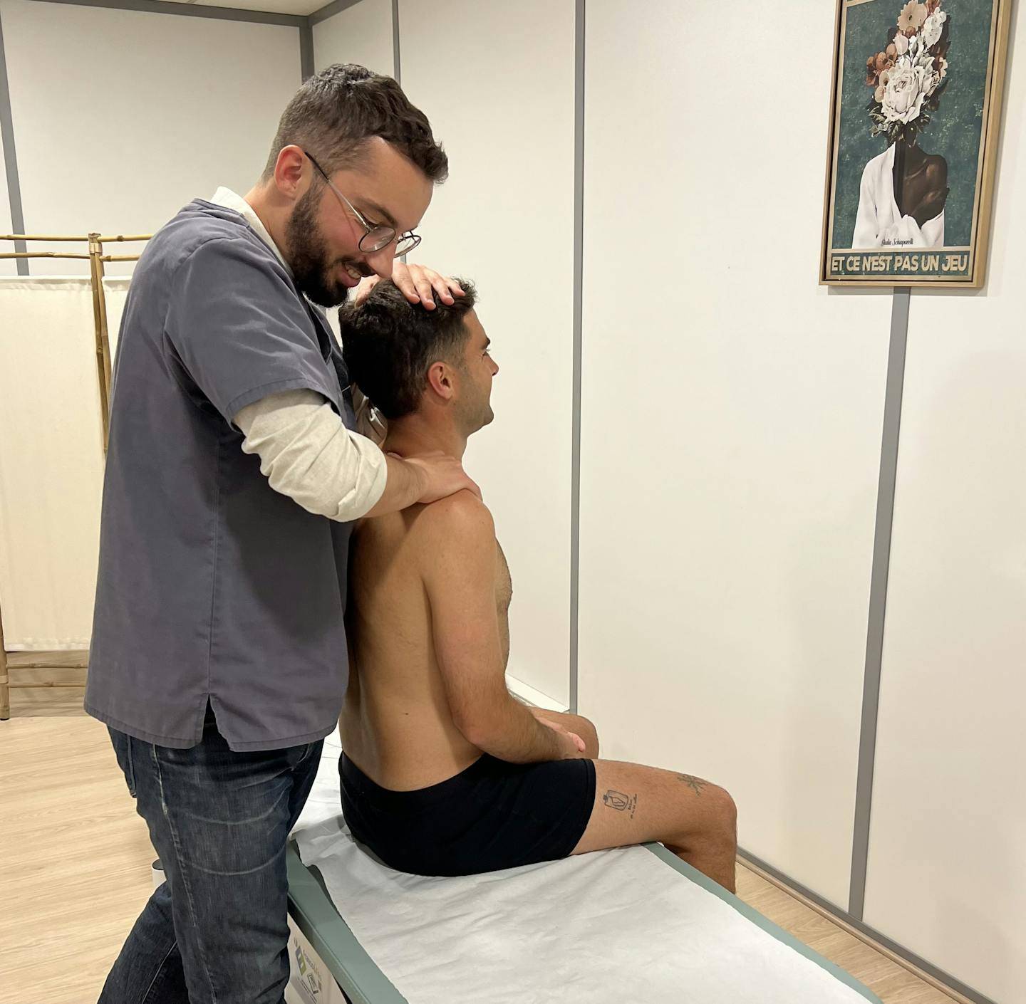 Consultation ostéopathie pour douleurs articulaires près de Cadaujac