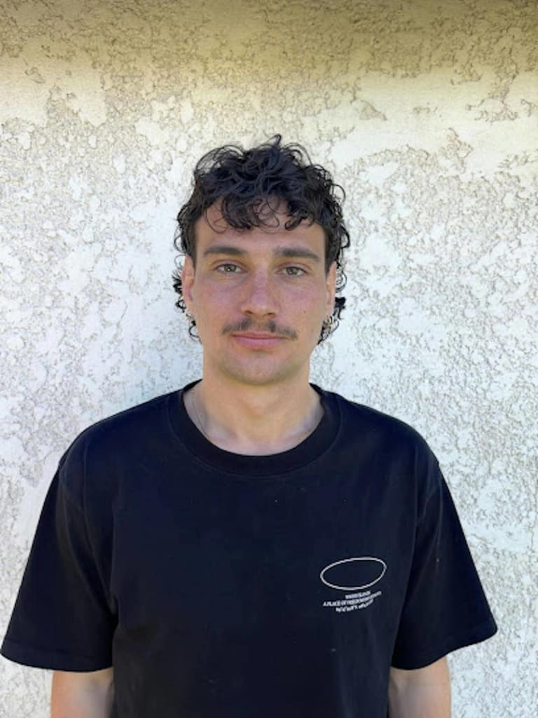 687d8fa3695d06003b573e2b