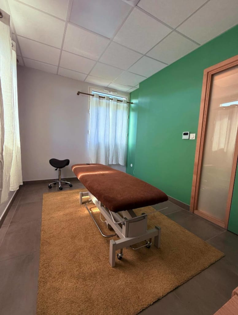 6877065725dc1a003bf2b589