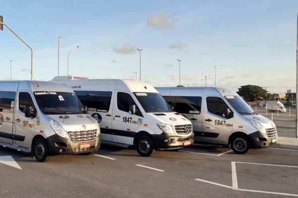 Vans para Pontal do Maceió