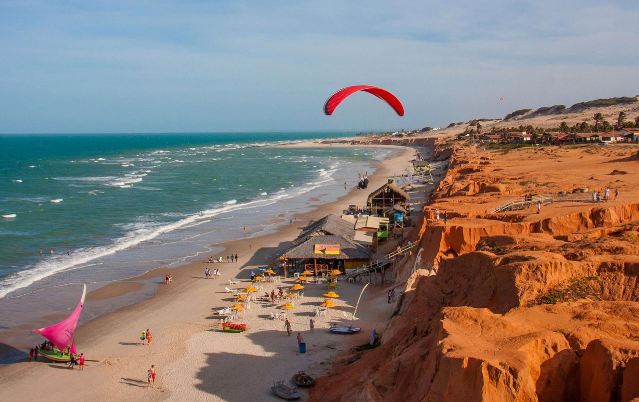 O que fazer em Canoa Quebrada – Aracati (CE): passeios, falésias e transfer