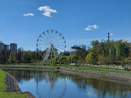 Утренний дайджест: празднование Дня Победы, задержание замглавы и аварийный мост