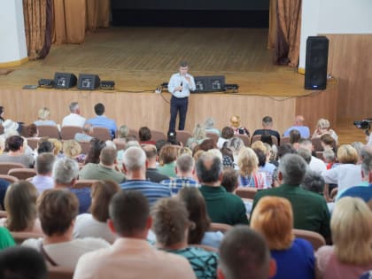 В Гаврилово-Посадском районе прошла открытая встреча губернатора Станислава Воскресенского с жителями