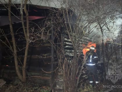 Пожар в Кинешме: нежилой дом сгорел полностью