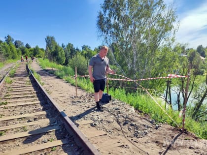 Провал на насыпи над Казохой засыпали. Что потом – ждём