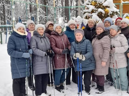 В Ивановской области в рамках проекта «Единой России» «Старшее поколение» проходят занятия по скандинавской ходьбе