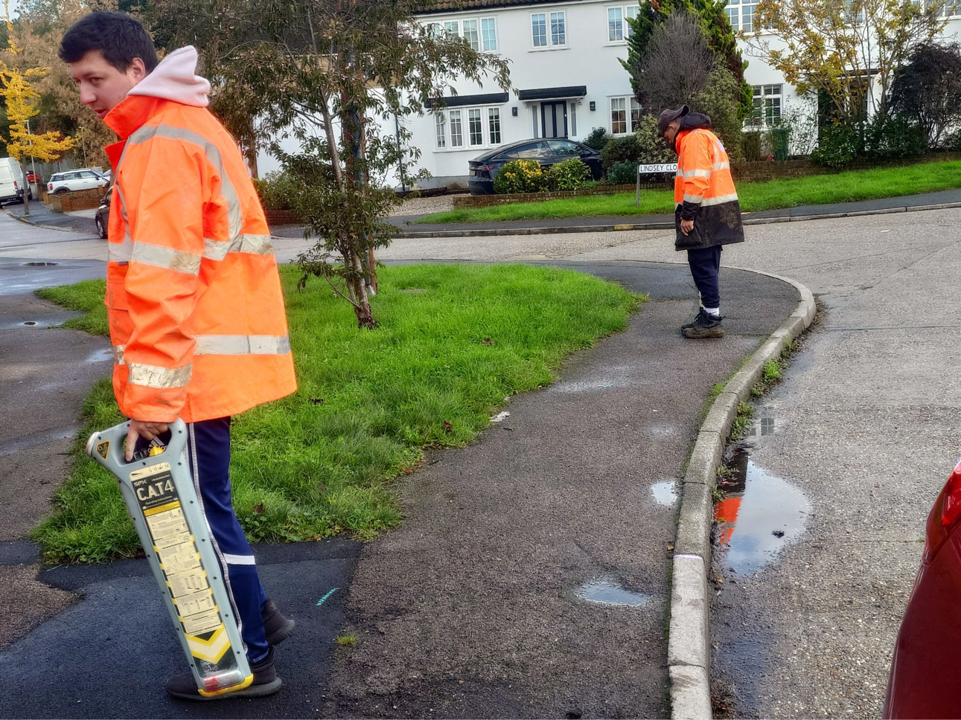 Operative scanning with CAT4 on London site