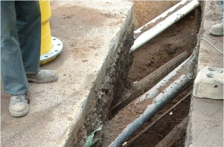 The two environments — practical session on Utility Location in Practice