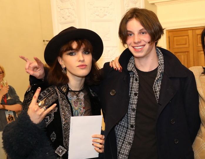 Дочь Ларисы Гузеевой призналась, что пережила изнасилование и лечение антидепрес