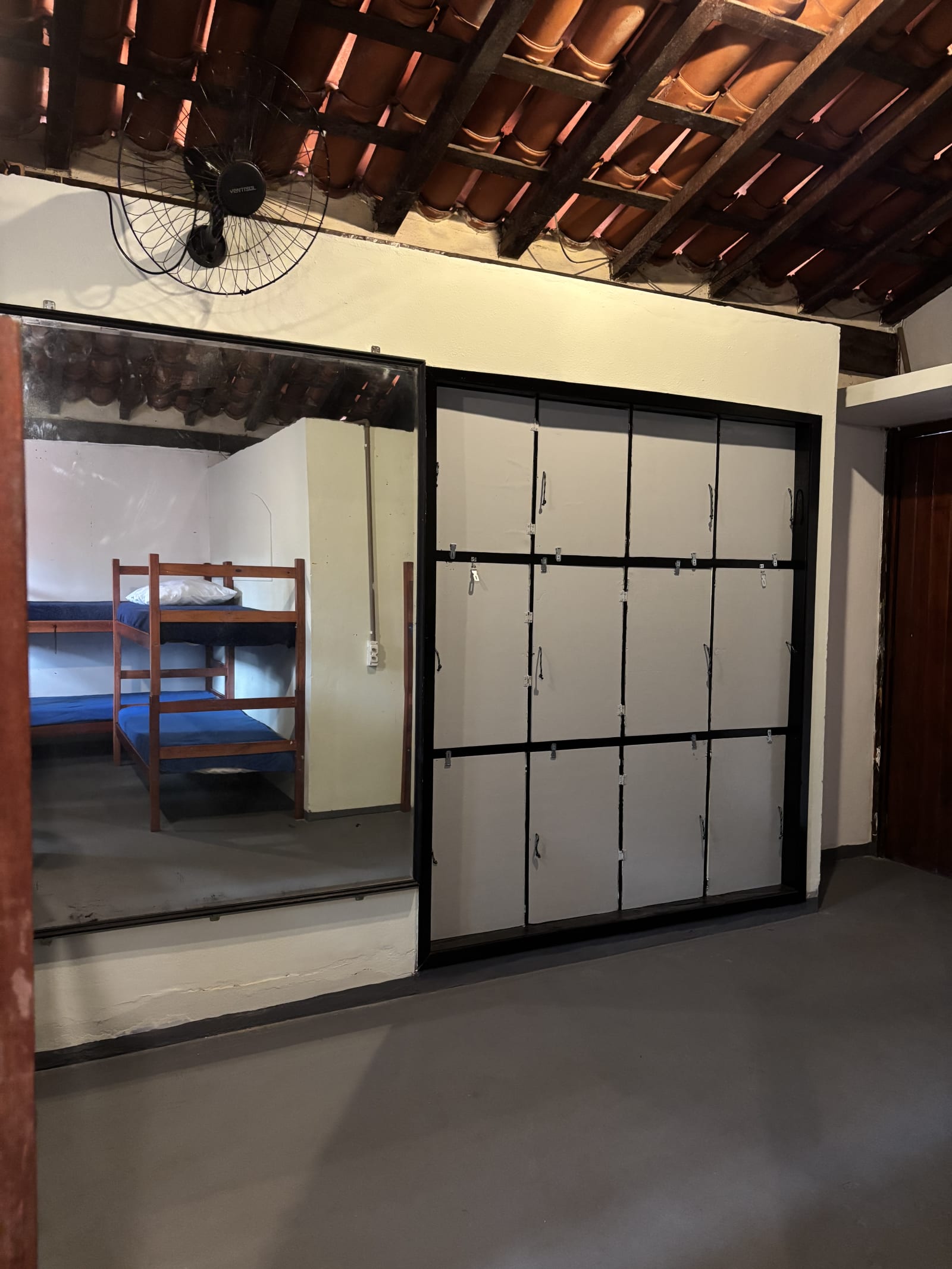 Habitación 8 — 7