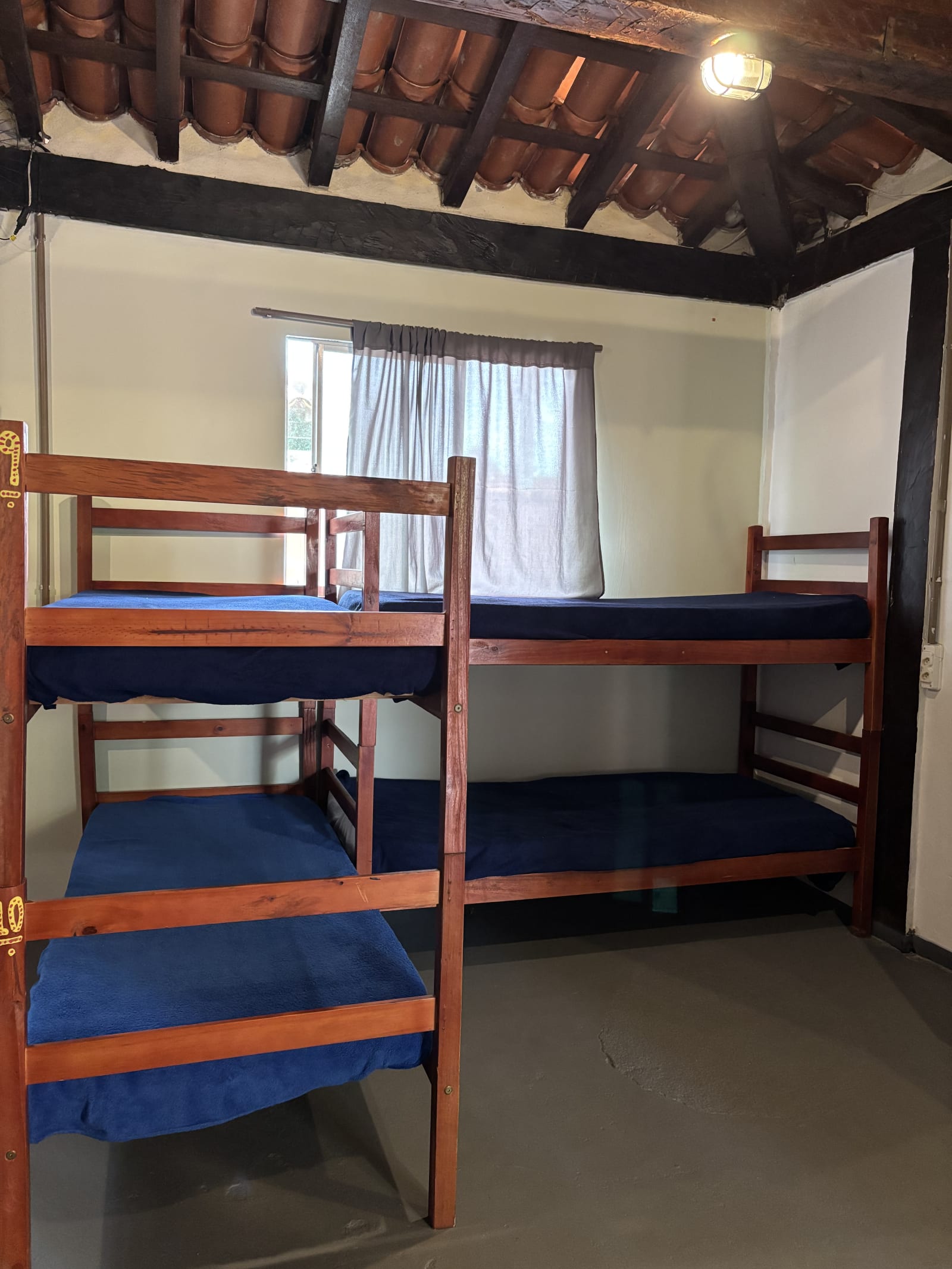 Habitación 8 — 3