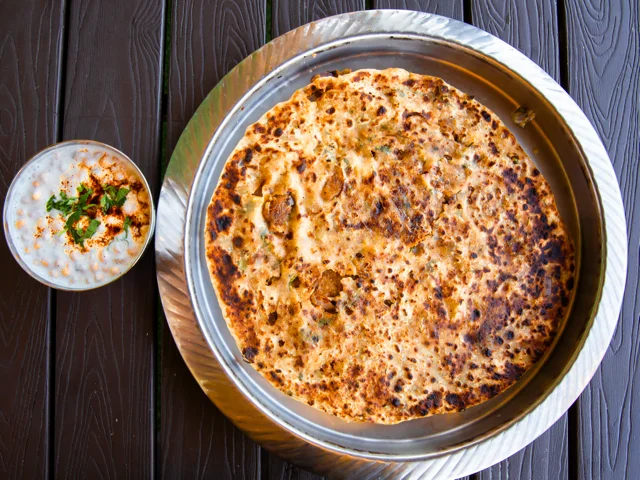 Missi Roti with Onion & Green Chilli