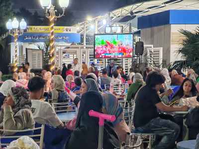Families Gather Before Kickoff at Gezira Youth Center