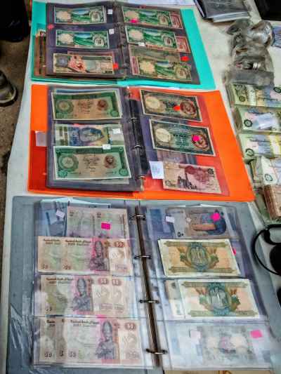Vintage Banknote Collection Albums, Diana Market Cairo