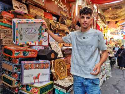 Moulid Candy Box Vendor, Bein El-Haraet Cairo