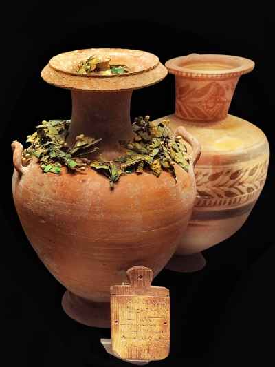 Roman Funerary Pottery with Wreath and Greek Inscription Tablet