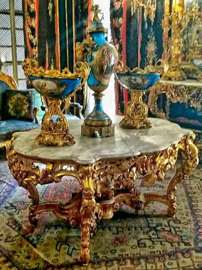 Sèvres Porcelain Set on Gilded Table, Abdeen Throne Palace