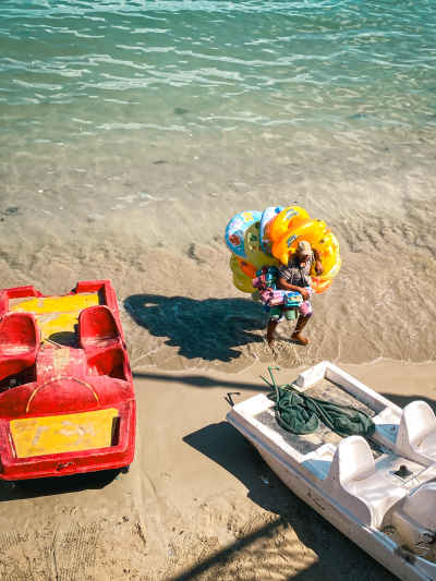 Beach Inflatable Vendor, Alexandria Coast