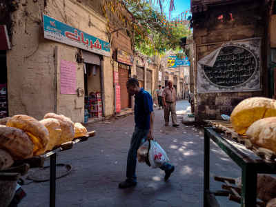 Baladi Bread Street Vendor, Wust El-Balad Cairo