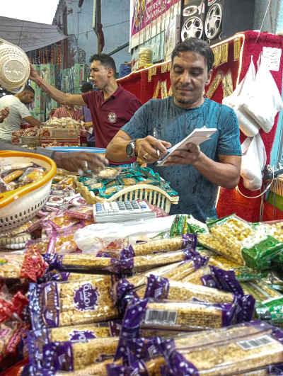 Accountant at Mawlid Al-Nabawi Sweets Shop, Ramses Cairo