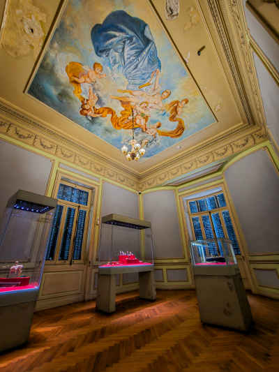 Royal Jewelry Museum Ornate Display Hall Alexandria