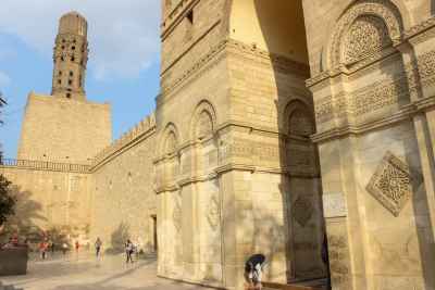 Al-Hakim Mosque on Al-Mu'izz Street — Historic Islamic Landmark