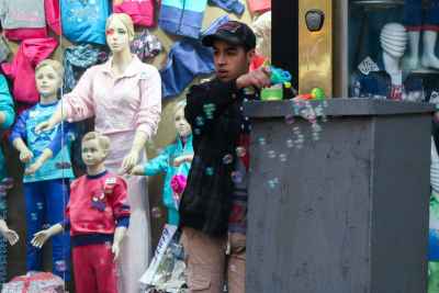 Bubble Seller in Downtown Cairo (Wust el Balad) (Wust el Balad) Street Scene