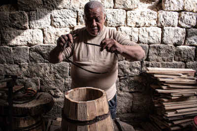 Traditional Egyptian Carpenter – Handmade Wood Barrel Craftsmanship in Egypt