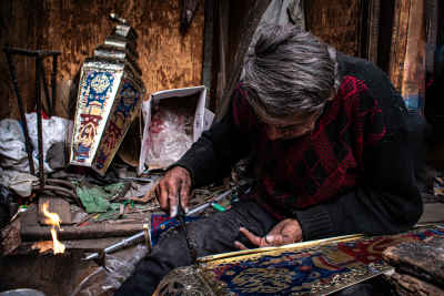 Traditional Egyptian Ramadan Lantern Maker – Handmade “Fanous Ramadan” Craftsmanship