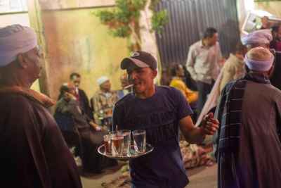 Tea Seller at Night Market – Mulid el Sayyeda Zaynab 2017