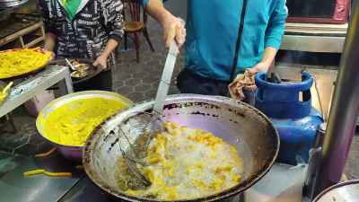 Frying Gambari Potatoes, Qutta Restaurant Cairo