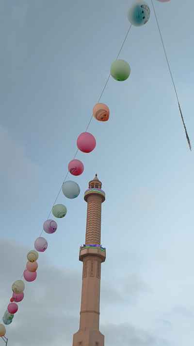 Eid Morning Takbirat Beneath the Minaret