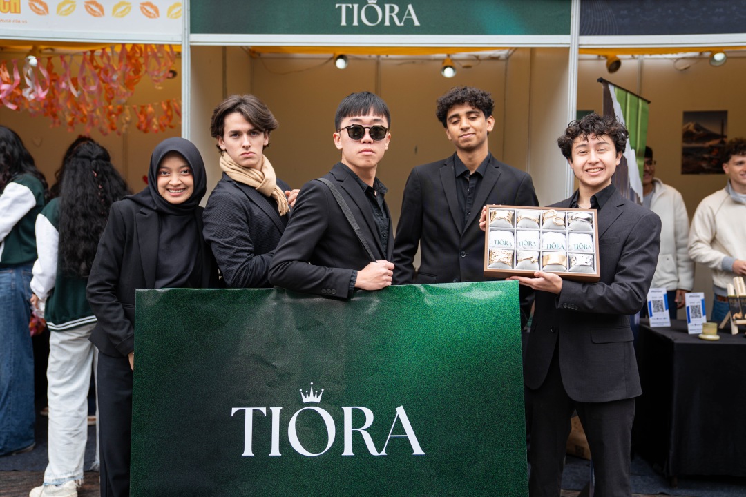 Tiora graphical asset 2
