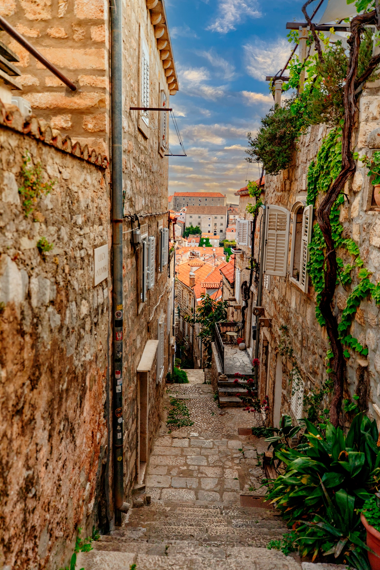 Charming Alleyway in Dubrovnik's Old Town